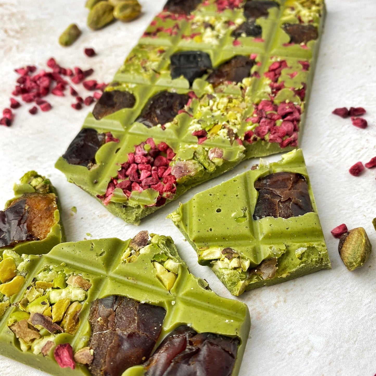 Chocolate Bars (Milk, Dark, Pistachio or Gold Chocolate)